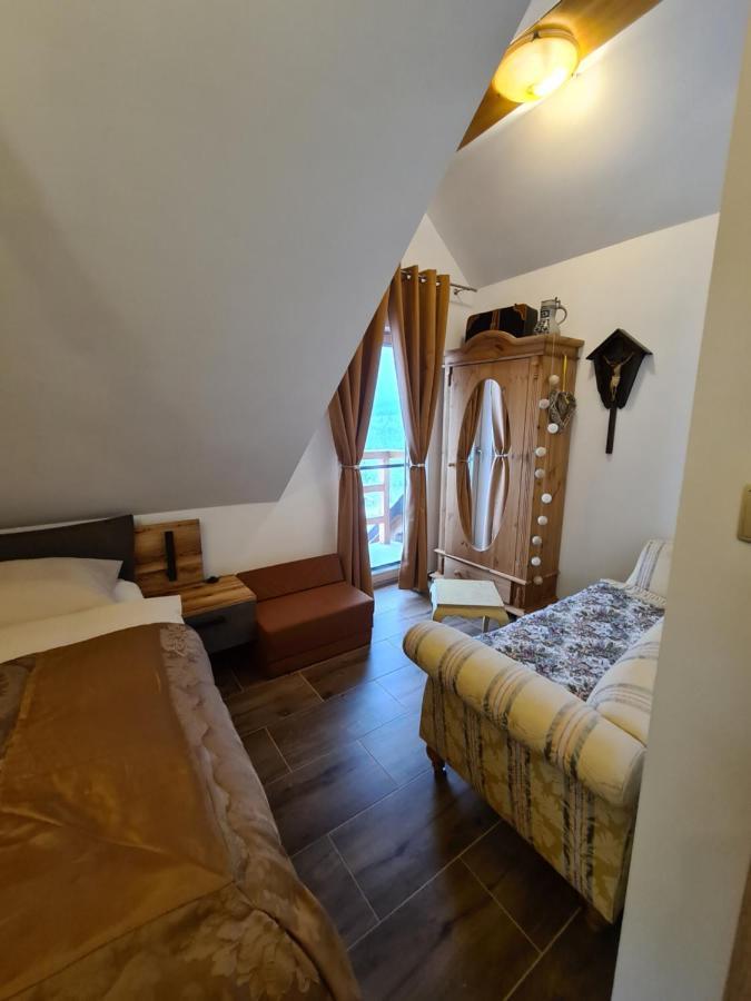 Chata W Grapie Koniaków Exterior foto